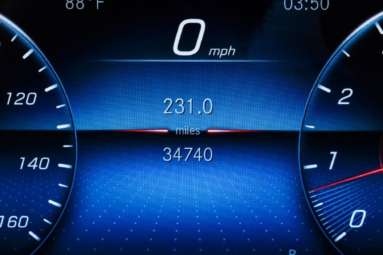 2020 Iridium Silver Metallic /Black Mercedes-Benz GLE GLE 350 (4JGFB4JB3LA) with an 2.0L I4 Turbocharged engine, Automatic transmission, located at 15300 Midway Rd., Addison, TX, 75001, (972) 702-0011, 32.958321, -96.838074- Photo#25
