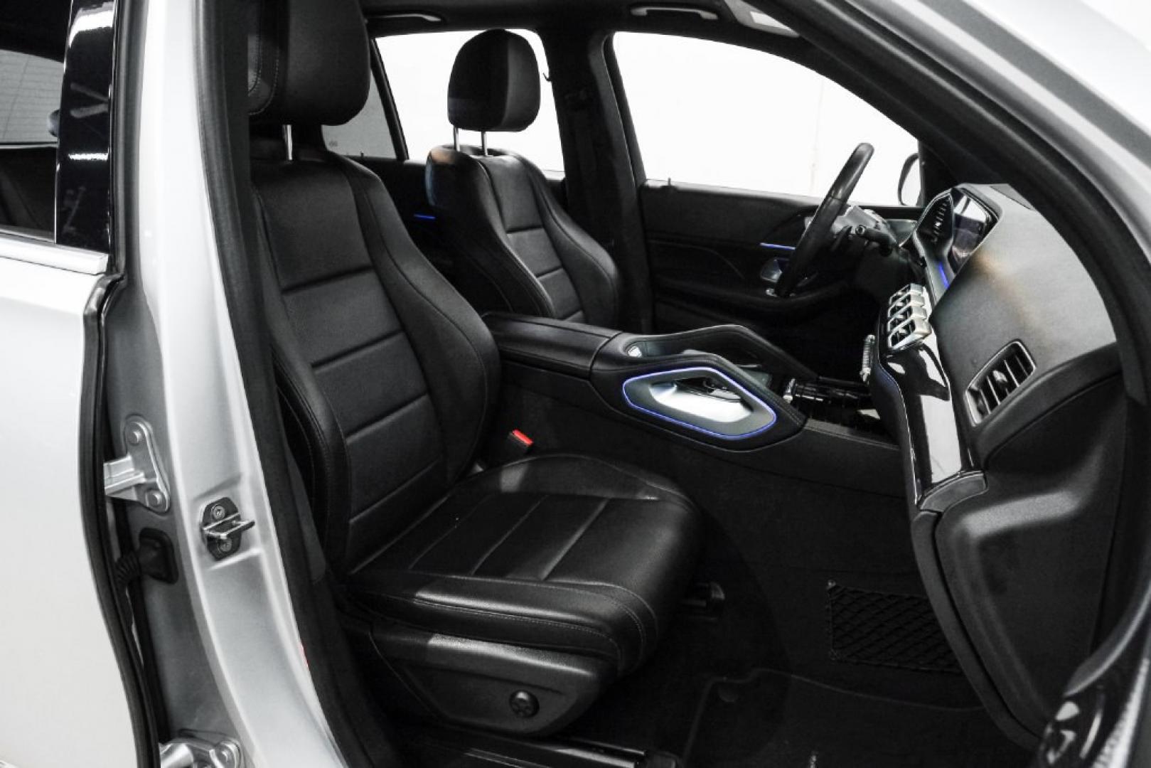 2020 Iridium Silver Metallic /Black Mercedes-Benz GLE GLE 350 (4JGFB4JB3LA) with an 2.0L I4 Turbocharged engine, Automatic transmission, located at 15300 Midway Rd., Addison, TX, 75001, (972) 702-0011, 32.958321, -96.838074- Photo#33