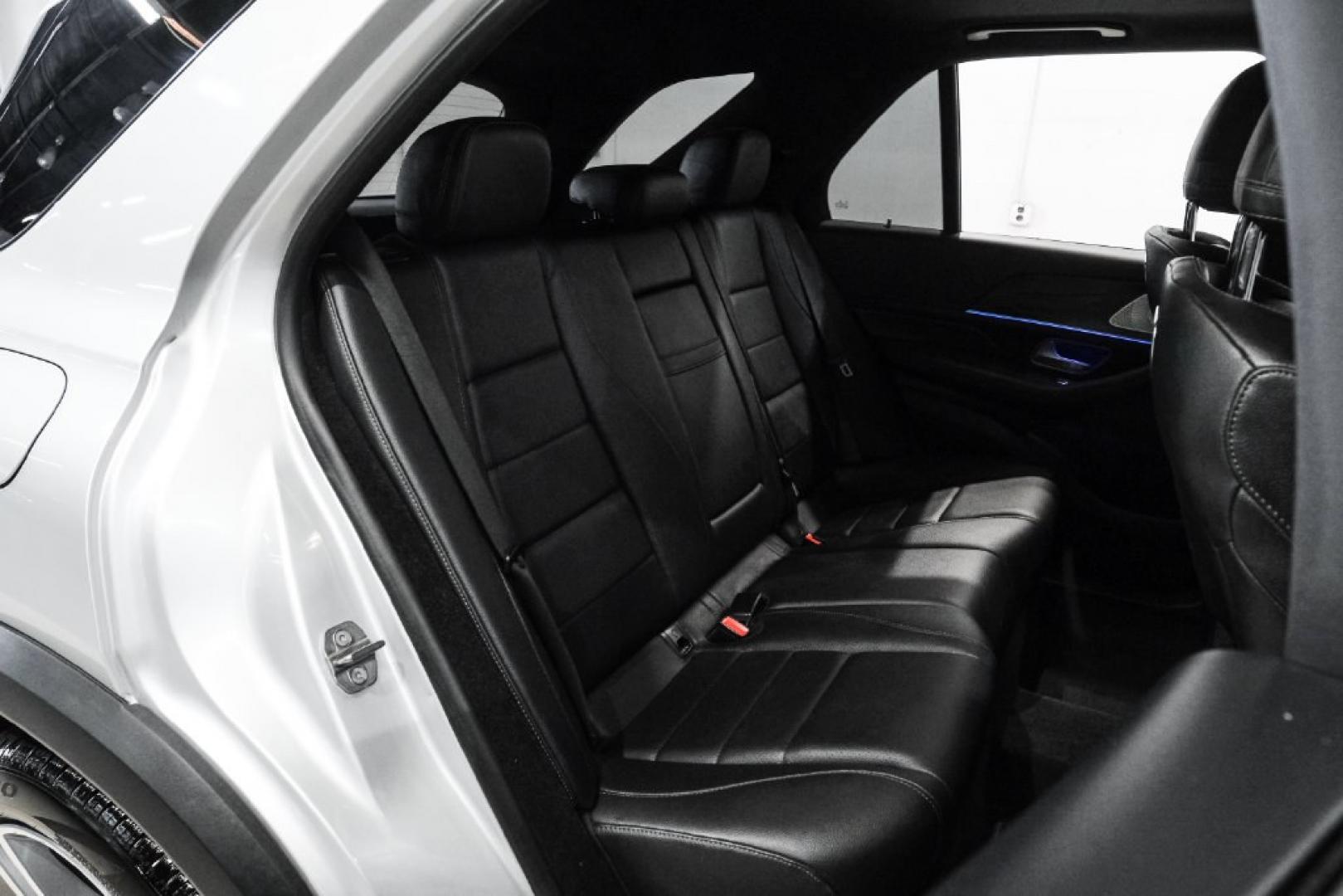 2020 Iridium Silver Metallic /Black Mercedes-Benz GLE GLE 350 (4JGFB4JB3LA) with an 2.0L I4 Turbocharged engine, Automatic transmission, located at 15300 Midway Rd., Addison, TX, 75001, (972) 702-0011, 32.958321, -96.838074- Photo#34