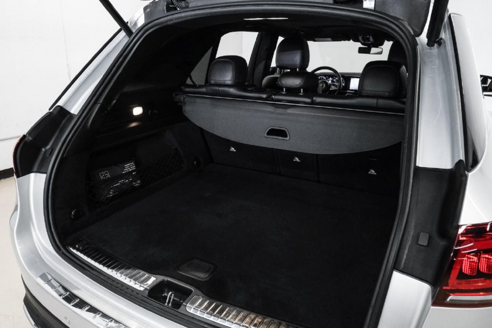 2020 Iridium Silver Metallic /Black Mercedes-Benz GLE GLE 350 (4JGFB4JB3LA) with an 2.0L I4 Turbocharged engine, Automatic transmission, located at 15300 Midway Rd., Addison, TX, 75001, (972) 702-0011, 32.958321, -96.838074- Photo#53