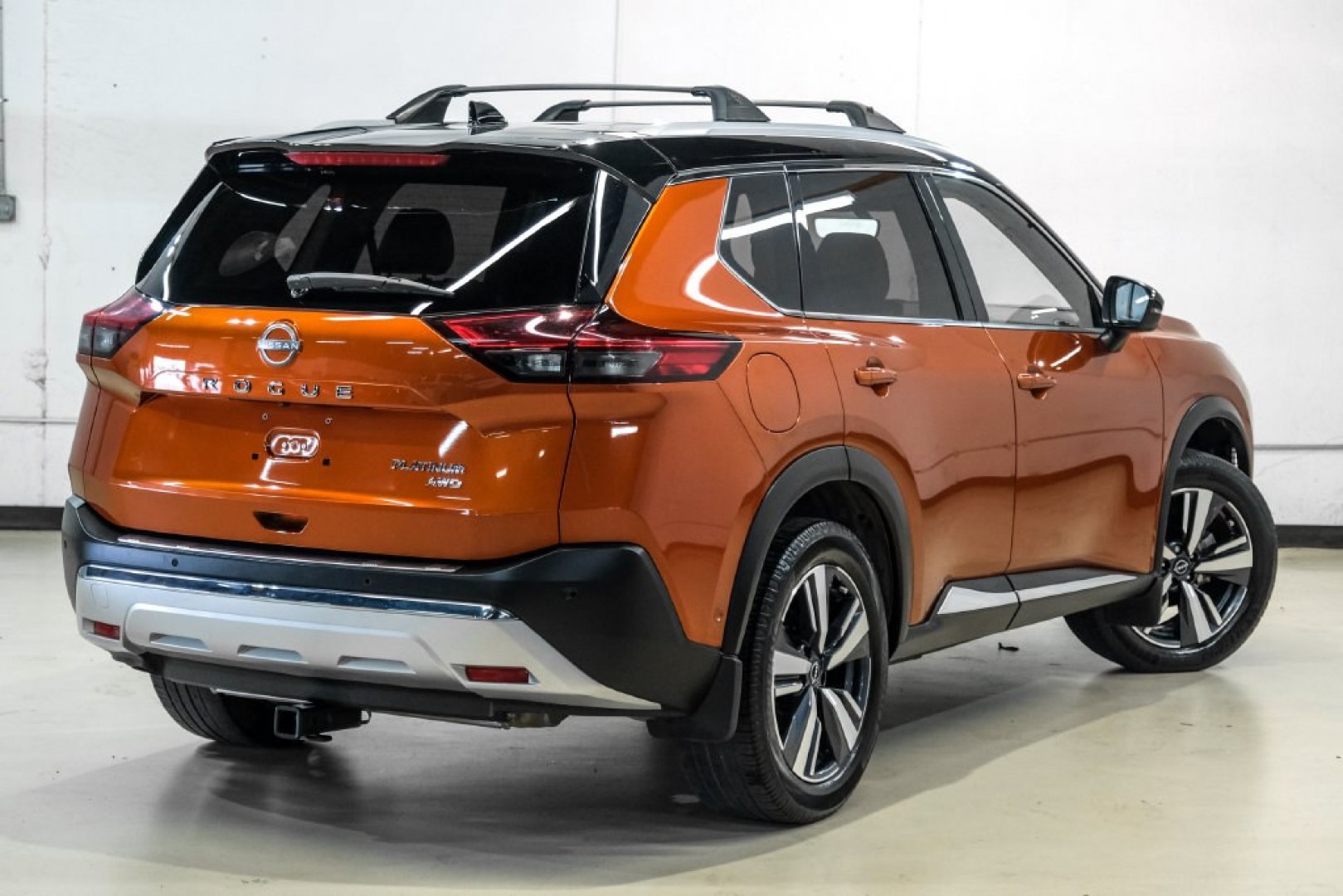 2023 Super Black /Charcoal Nissan Rogue Platinum (JN8BT3DD8PW) with an 1.5L I3 Turbocharged DOHC 12V LEV3-ULEV50 201hp engine, CVT transmission, located at 15300 Midway Rd., Addison, TX, 75001, (972) 702-0011, 32.958321, -96.838074- Photo#8