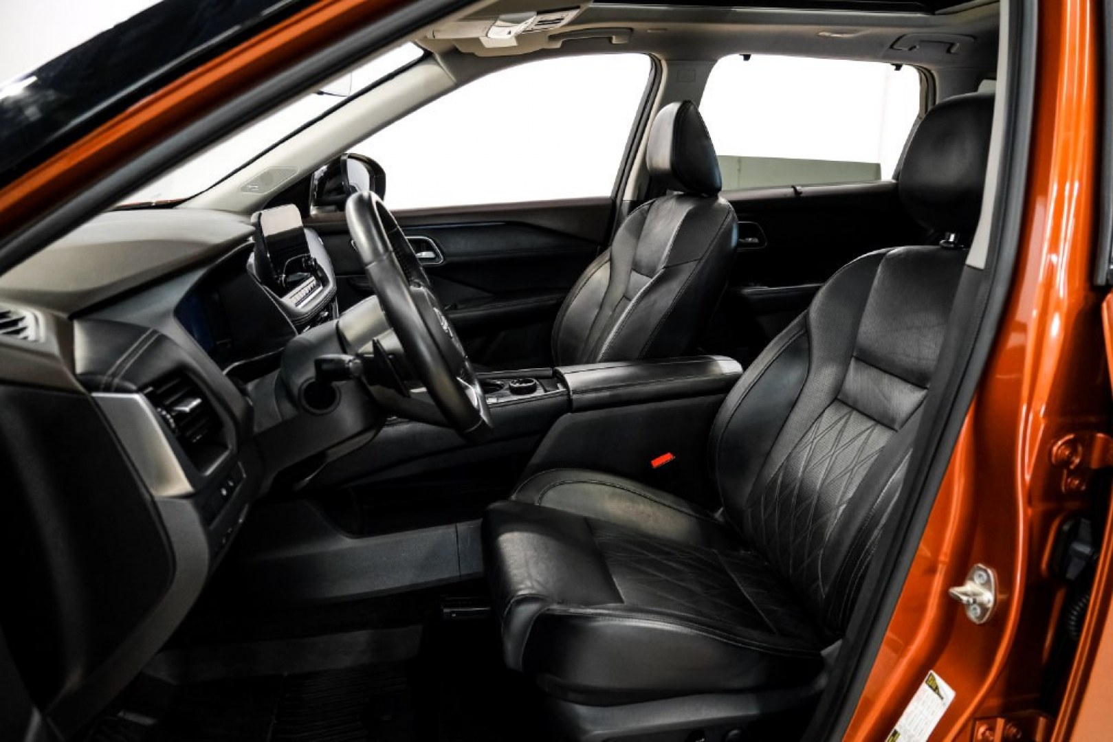 2023 Super Black /Charcoal Nissan Rogue Platinum (JN8BT3DD8PW) with an 1.5L I3 Turbocharged DOHC 12V LEV3-ULEV50 201hp engine, CVT transmission, located at 15300 Midway Rd., Addison, TX, 75001, (972) 702-0011, 32.958321, -96.838074- Photo#32
