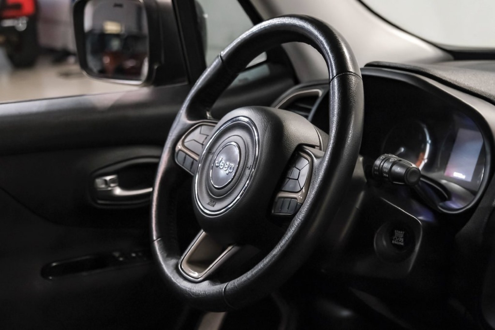 2017 Crystal Metallic /Black Jeep Renegade Latitude (ZACCJBBB1HP) with an 2.4L I4 MultiAir engine, Automatic transmission, located at 15300 Midway Rd., Addison, TX, 75001, (972) 702-0011, 32.958321, -96.838074- Photo#13