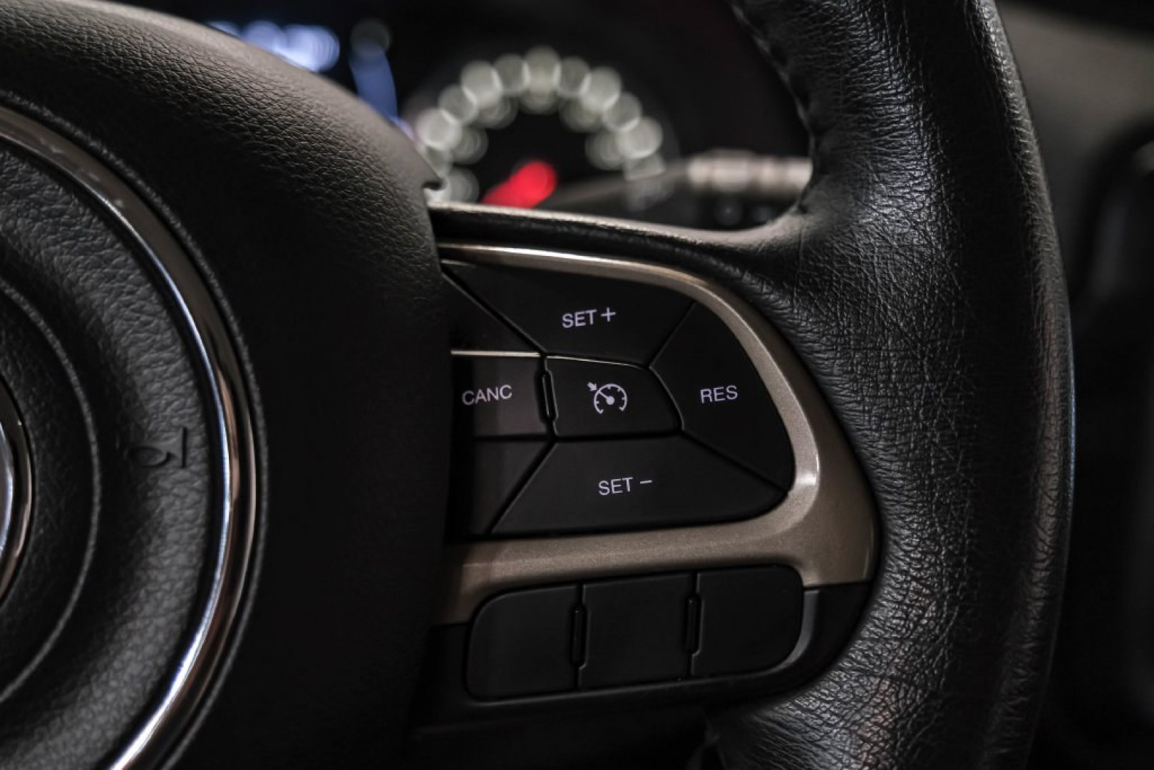 2017 Crystal Metallic /Black Jeep Renegade Latitude (ZACCJBBB1HP) with an 2.4L I4 MultiAir engine, Automatic transmission, located at 15300 Midway Rd., Addison, TX, 75001, (972) 702-0011, 32.958321, -96.838074- Photo#16