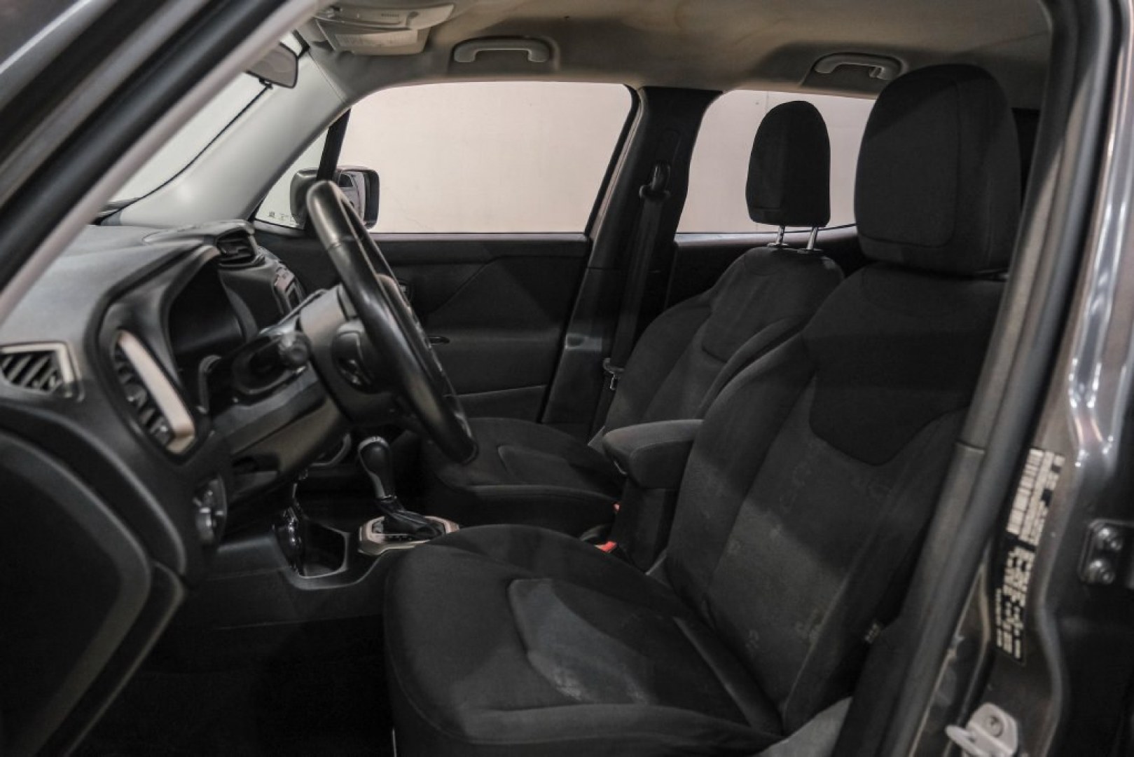 2017 Crystal Metallic /Black Jeep Renegade Latitude (ZACCJBBB1HP) with an 2.4L I4 MultiAir engine, Automatic transmission, located at 15300 Midway Rd., Addison, TX, 75001, (972) 702-0011, 32.958321, -96.838074- Photo#30