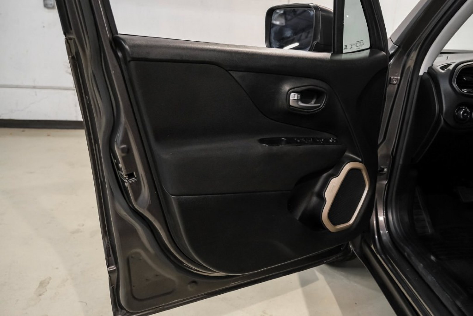 2017 Crystal Metallic /Black Jeep Renegade Latitude (ZACCJBBB1HP) with an 2.4L I4 MultiAir engine, Automatic transmission, located at 15300 Midway Rd., Addison, TX, 75001, (972) 702-0011, 32.958321, -96.838074- Photo#37