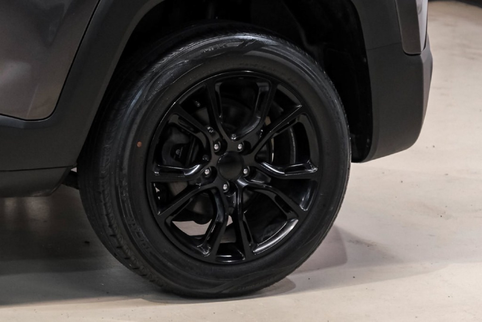 2017 Crystal Metallic /Black Jeep Renegade Latitude (ZACCJBBB1HP) with an 2.4L I4 MultiAir engine, Automatic transmission, located at 15300 Midway Rd., Addison, TX, 75001, (972) 702-0011, 32.958321, -96.838074- Photo#50