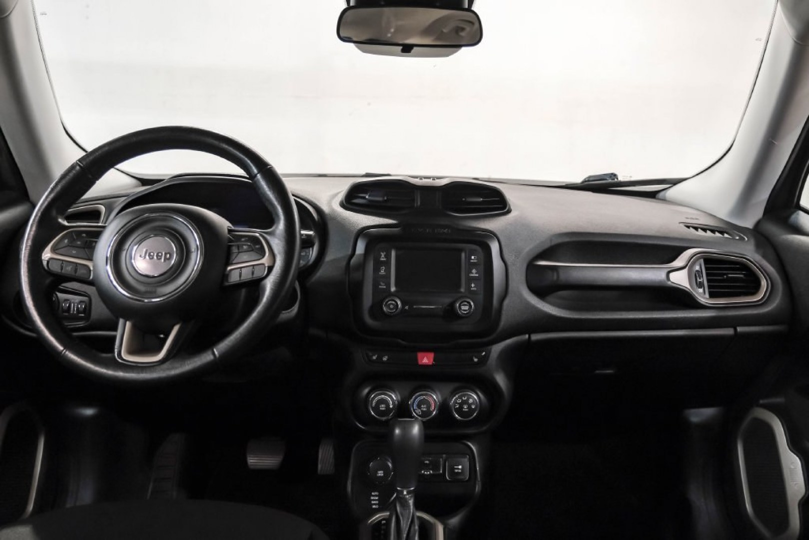 2017 Crystal Metallic /Black Jeep Renegade Latitude (ZACCJBBB1HP) with an 2.4L I4 MultiAir engine, Automatic transmission, located at 15300 Midway Rd., Addison, TX, 75001, (972) 702-0011, 32.958321, -96.838074- Photo#12
