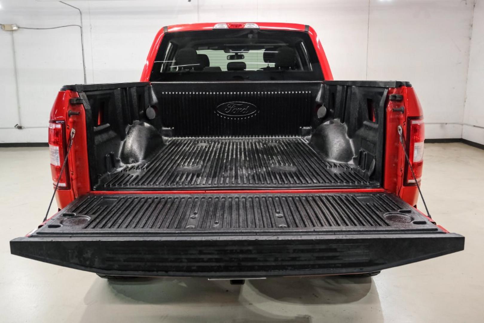 2019 Race Red /Medium Earth Gray Ford F-150 XLT (1FTEW1E56KF) with an 5.0L V8 engine, Automatic transmission, located at 15300 Midway Rd., Addison, TX, 75001, (972) 702-0011, 32.958321, -96.838074- Photo#48