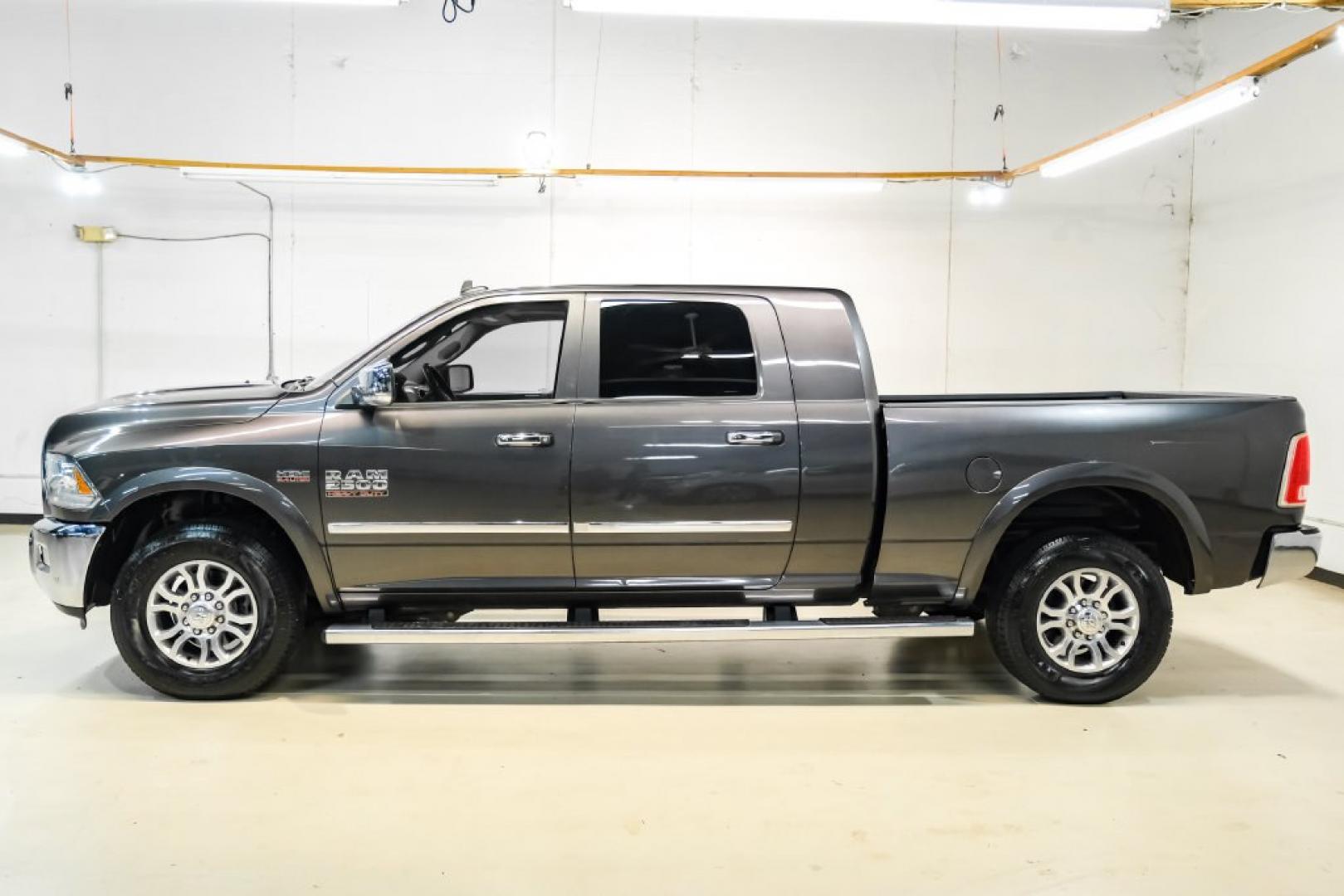 2016 Crystal Metallic /Lt Frost Beige/Brown Ram 2500 Laramie (3C6UR4NJ8GG) with an 6.4L Heavy Duty V8 HEMI w/MDS engine, Automatic transmission, located at 15300 Midway Rd., Addison, TX, 75001, (972) 702-0011, 32.958321, -96.838074- Photo#11
