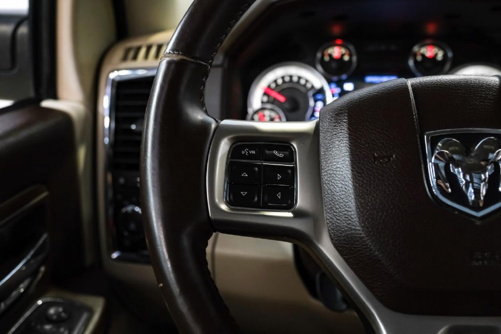 2016 Crystal Metallic /Lt Frost Beige/Brown Ram 2500 Laramie (3C6UR4NJ8GG) with an 6.4L Heavy Duty V8 HEMI w/MDS engine, Automatic transmission, located at 15300 Midway Rd., Addison, TX, 75001, (972) 702-0011, 32.958321, -96.838074- Photo#16