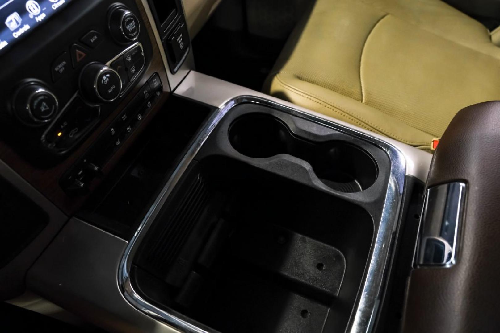 2016 Crystal Metallic /Lt Frost Beige/Brown Ram 2500 Laramie (3C6UR4NJ8GG) with an 6.4L Heavy Duty V8 HEMI w/MDS engine, Automatic transmission, located at 15300 Midway Rd., Addison, TX, 75001, (972) 702-0011, 32.958321, -96.838074- Photo#24