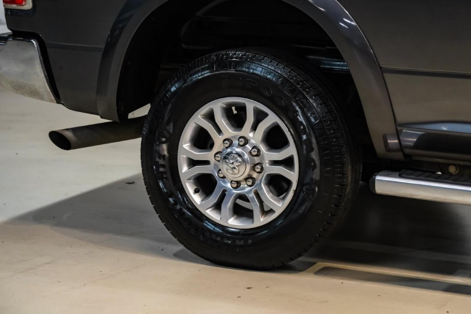 2016 Crystal Metallic /Lt Frost Beige/Brown Ram 2500 Laramie (3C6UR4NJ8GG) with an 6.4L Heavy Duty V8 HEMI w/MDS engine, Automatic transmission, located at 15300 Midway Rd., Addison, TX, 75001, (972) 702-0011, 32.958321, -96.838074- Photo#51