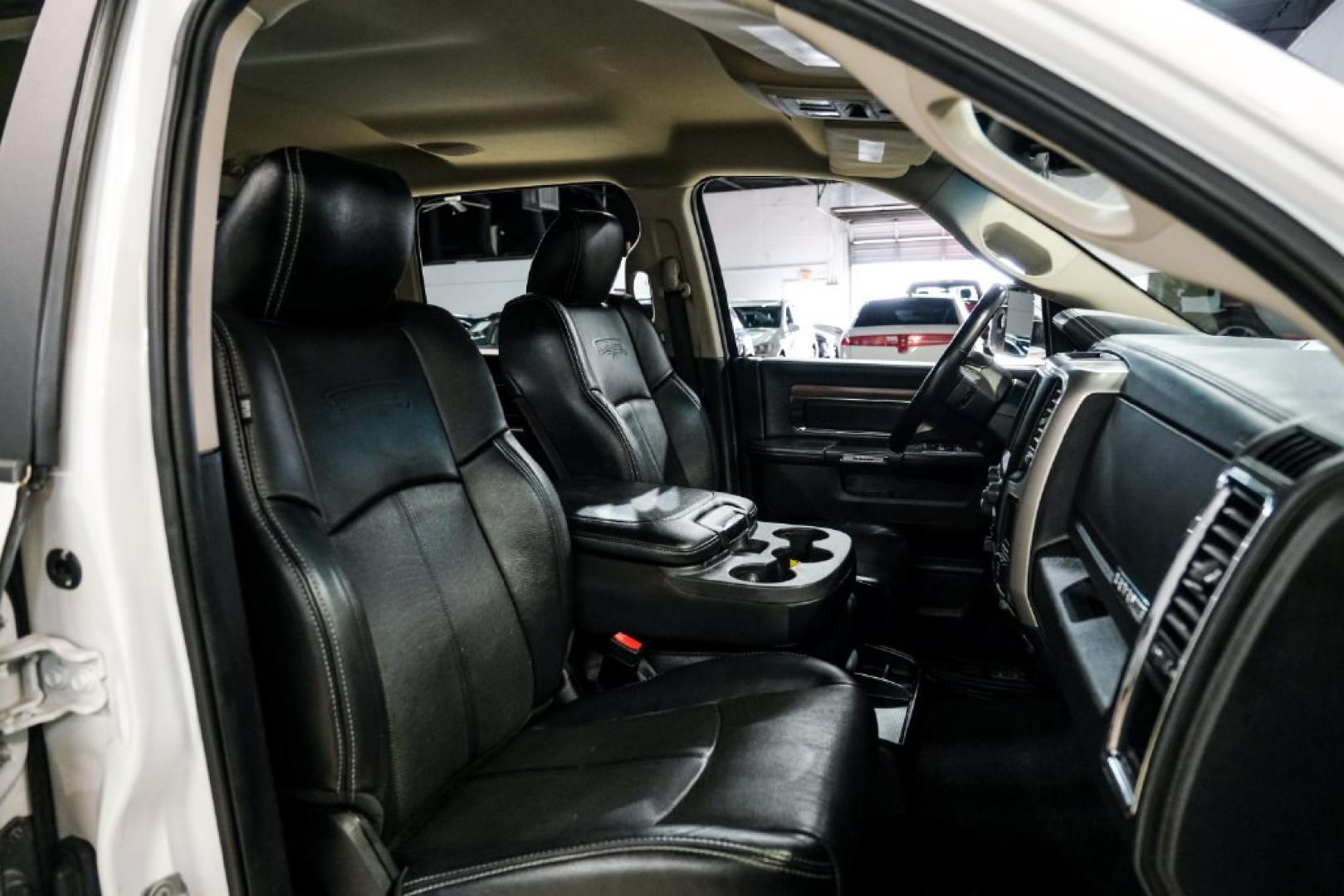 2018 Bright White Clearcoat /Black Ram 1500 Laramie (1C6RR7NM3JS) with an EcoDiesel 3.0L V6 engine, Automatic transmission, located at 15300 Midway Rd., Addison, TX, 75001, (972) 702-0011, 32.958321, -96.838074- Photo#29