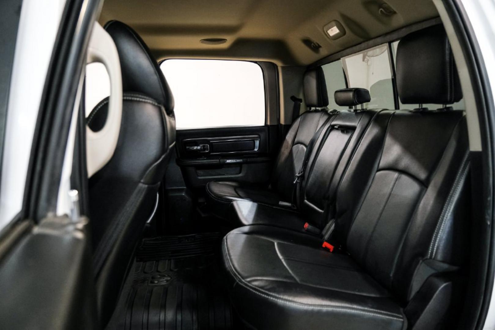 2018 Bright White Clearcoat /Black Ram 1500 Laramie (1C6RR7NM3JS) with an EcoDiesel 3.0L V6 engine, Automatic transmission, located at 15300 Midway Rd., Addison, TX, 75001, (972) 702-0011, 32.958321, -96.838074- Photo#33