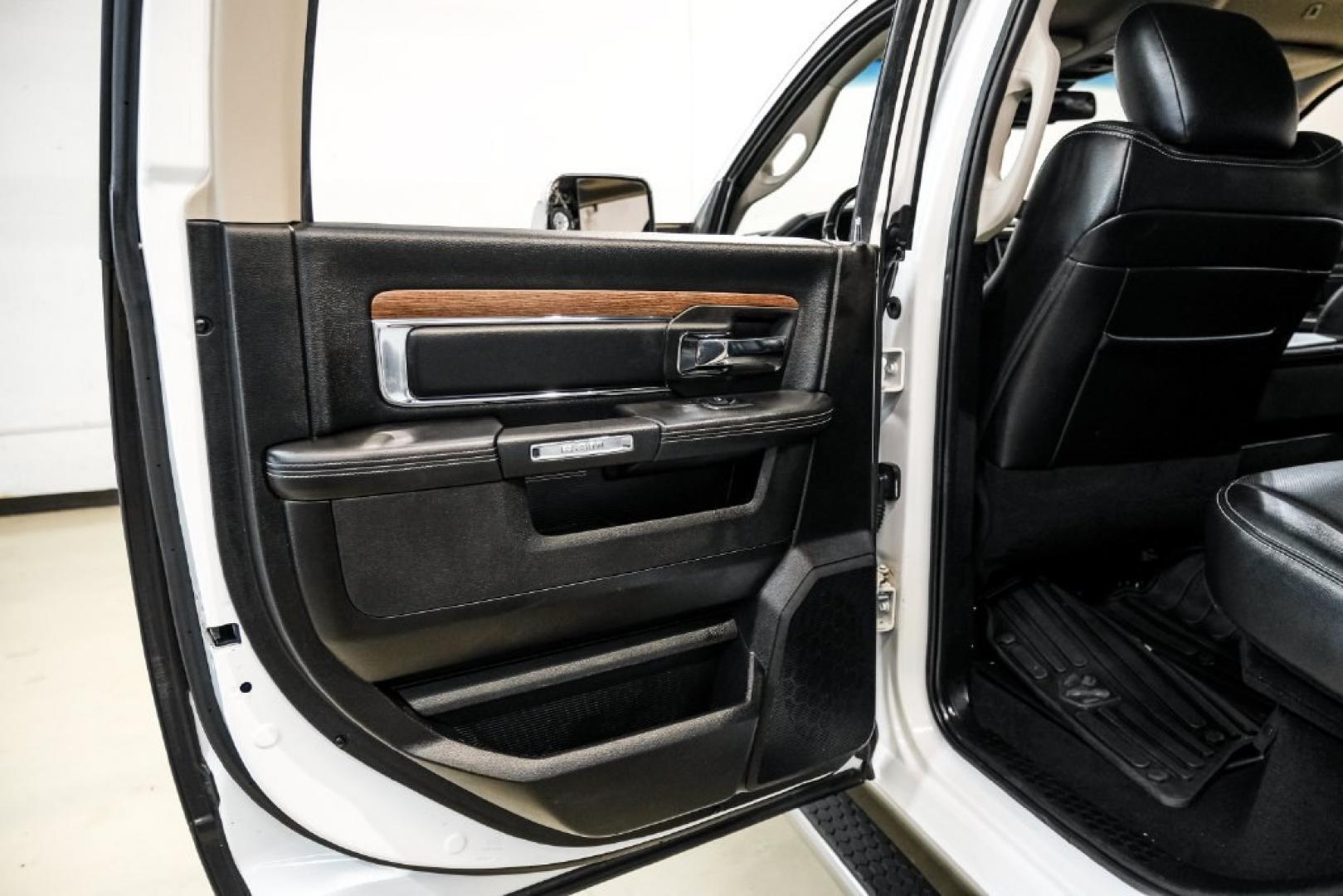 2018 Bright White Clearcoat /Black Ram 1500 Laramie (1C6RR7NM3JS) with an EcoDiesel 3.0L V6 engine, Automatic transmission, located at 15300 Midway Rd., Addison, TX, 75001, (972) 702-0011, 32.958321, -96.838074- Photo#38