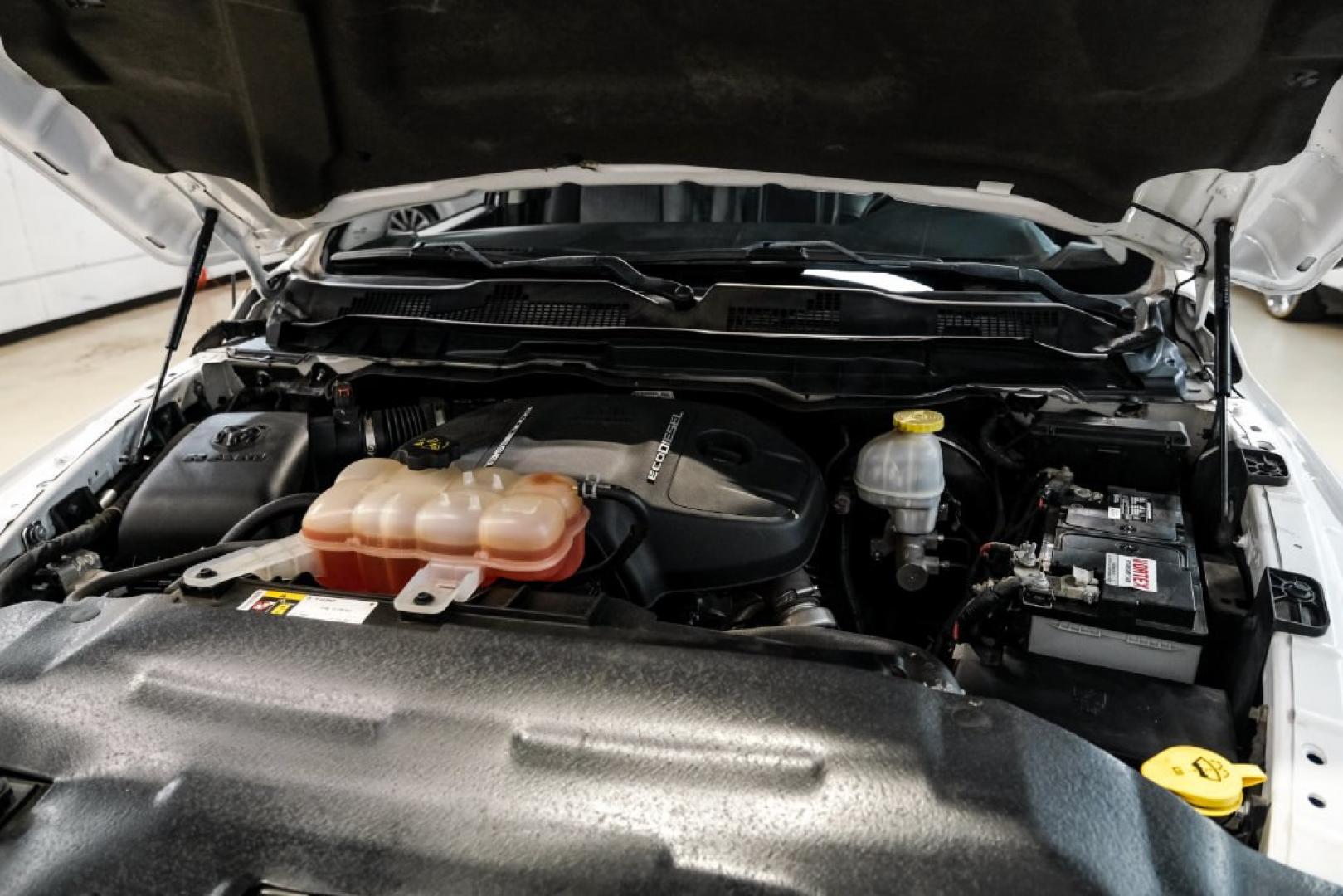 2018 Bright White Clearcoat /Black Ram 1500 Laramie (1C6RR7NM3JS) with an EcoDiesel 3.0L V6 engine, Automatic transmission, located at 15300 Midway Rd., Addison, TX, 75001, (972) 702-0011, 32.958321, -96.838074- Photo#42