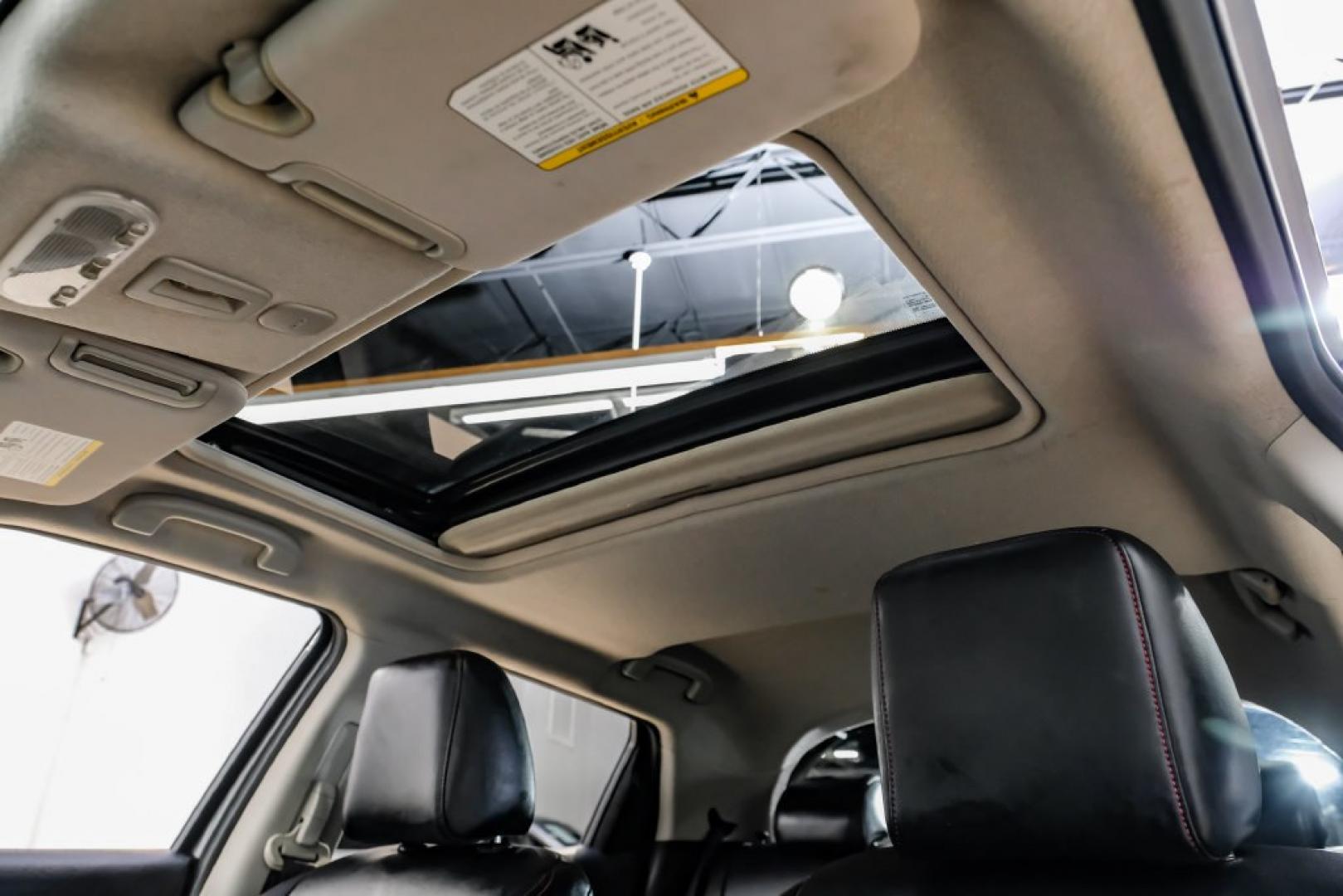 2015 Gun Metallic /Black Nissan Juke SL (JN8AF5MV6FT) with an 1.6L I4 DOHC 16V engine, CVT transmission, located at 15300 Midway Rd., Addison, TX, 75001, (972) 702-0011, 32.958321, -96.838074- Photo#4