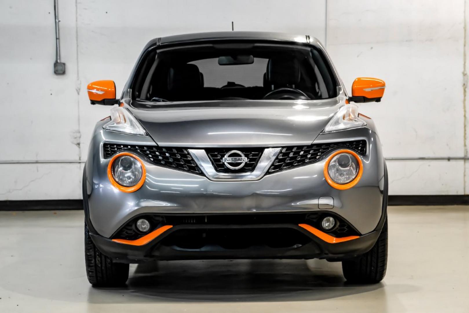 2015 Gun Metallic /Black Nissan Juke SL (JN8AF5MV6FT) with an 1.6L I4 DOHC 16V engine, CVT transmission, located at 15300 Midway Rd., Addison, TX, 75001, (972) 702-0011, 32.958321, -96.838074- Photo#5