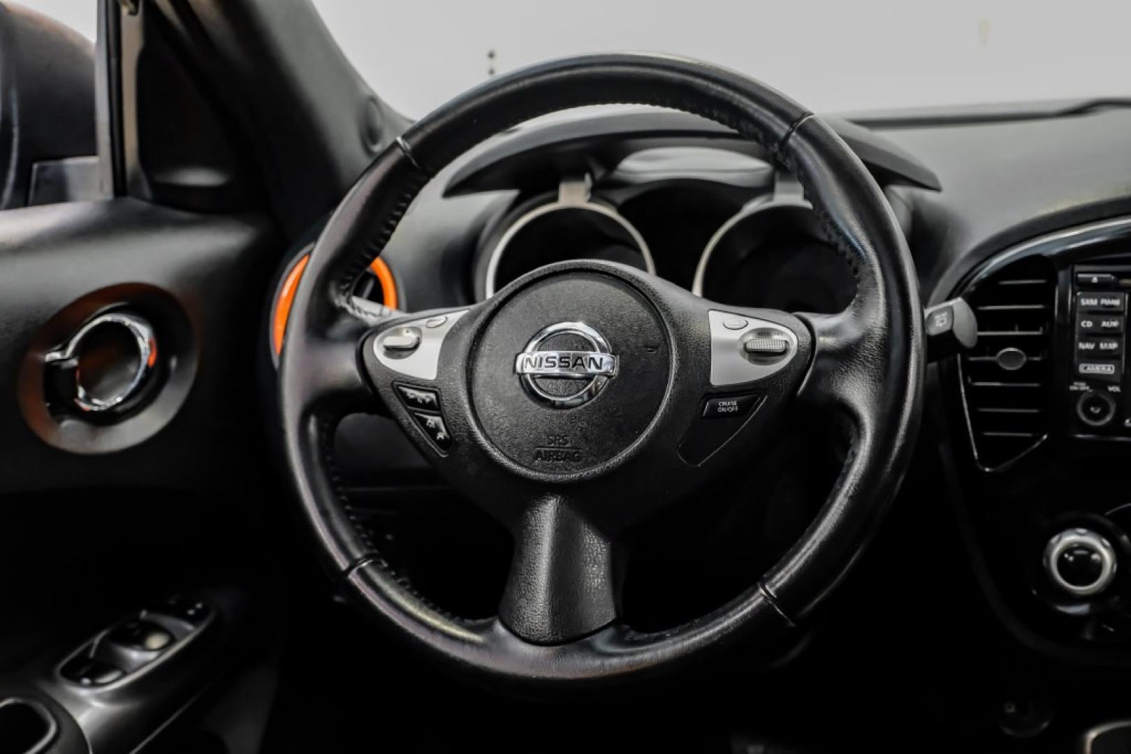 2015 Gun Metallic /Black Nissan Juke SL (JN8AF5MV6FT) with an 1.6L I4 DOHC 16V engine, CVT transmission, located at 15300 Midway Rd., Addison, TX, 75001, (972) 702-0011, 32.958321, -96.838074- Photo#16
