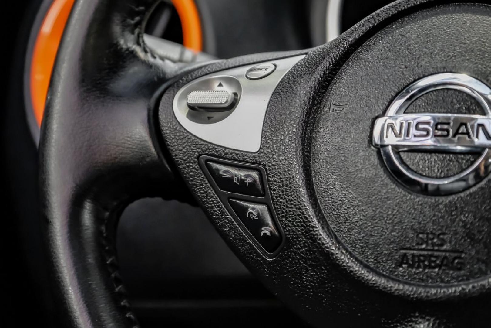 2015 Gun Metallic /Black Nissan Juke SL (JN8AF5MV6FT) with an 1.6L I4 DOHC 16V engine, CVT transmission, located at 15300 Midway Rd., Addison, TX, 75001, (972) 702-0011, 32.958321, -96.838074- Photo#17