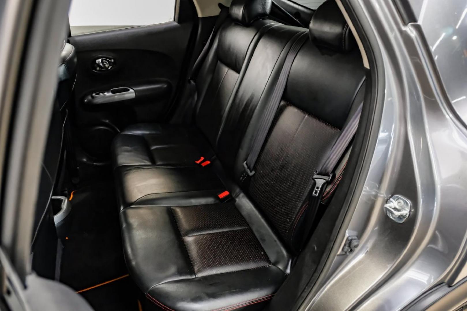 2015 Gun Metallic /Black Nissan Juke SL (JN8AF5MV6FT) with an 1.6L I4 DOHC 16V engine, CVT transmission, located at 15300 Midway Rd., Addison, TX, 75001, (972) 702-0011, 32.958321, -96.838074- Photo#37