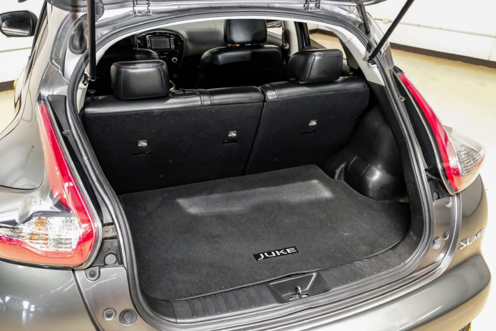 2015 Gun Metallic /Black Nissan Juke SL (JN8AF5MV6FT) with an 1.6L I4 DOHC 16V engine, CVT transmission, located at 15300 Midway Rd., Addison, TX, 75001, (972) 702-0011, 32.958321, -96.838074- Photo#51