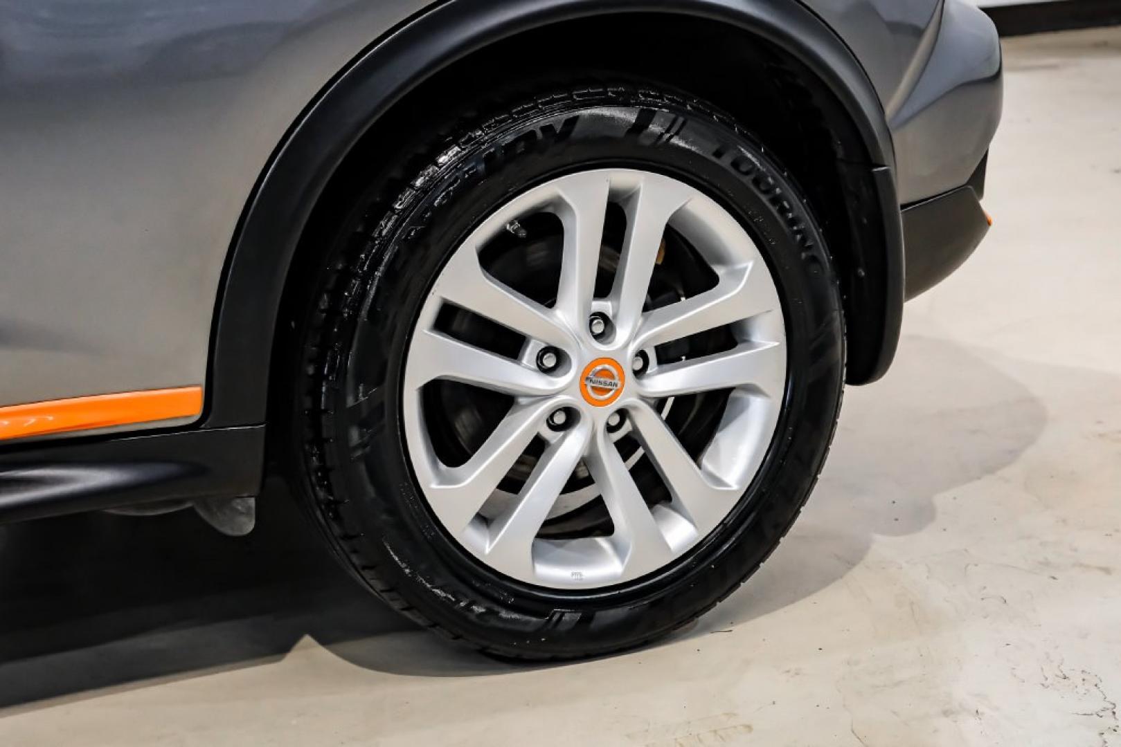 2015 Gun Metallic /Black Nissan Juke SL (JN8AF5MV6FT) with an 1.6L I4 DOHC 16V engine, CVT transmission, located at 15300 Midway Rd., Addison, TX, 75001, (972) 702-0011, 32.958321, -96.838074- Photo#53