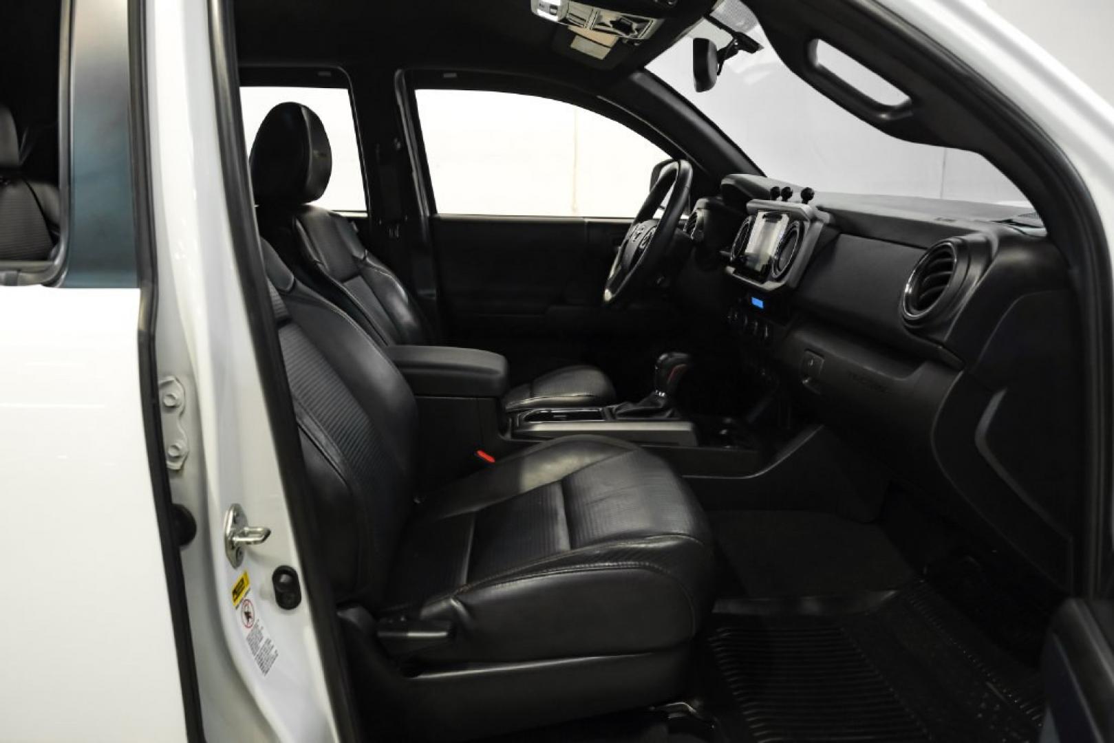 2017 Super White /Black Toyota Tacoma TRD Pro (5TFCZ5AN9HX) with an V6 engine, Automatic transmission, located at 15300 Midway Rd., Addison, TX, 75001, (972) 702-0011, 32.958321, -96.838074- Photo#26