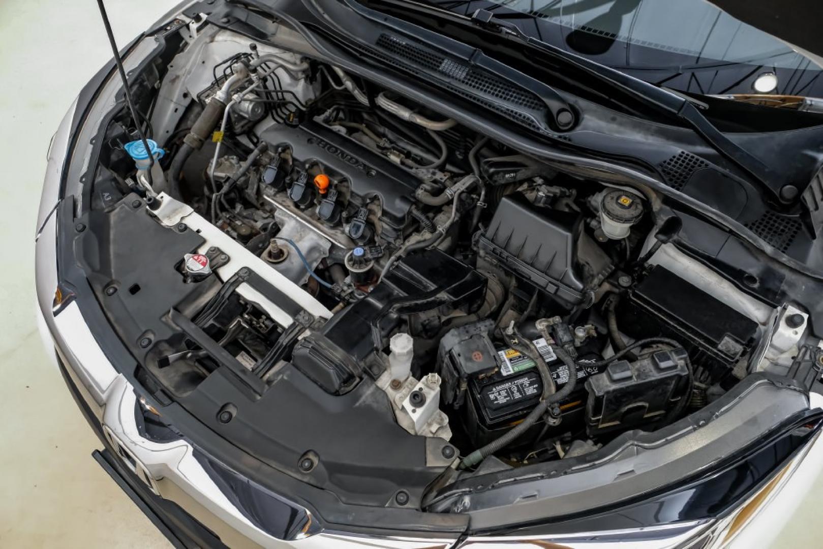 2020 Platinum White Pearl /Gray Honda HR-V LX (3CZRU6H30LM) with an 1.8L I4 SOHC 16V i-VTEC engine, CVT transmission, located at 15300 Midway Rd., Addison, TX, 75001, (972) 702-0011, 32.958321, -96.838074- Photo#44