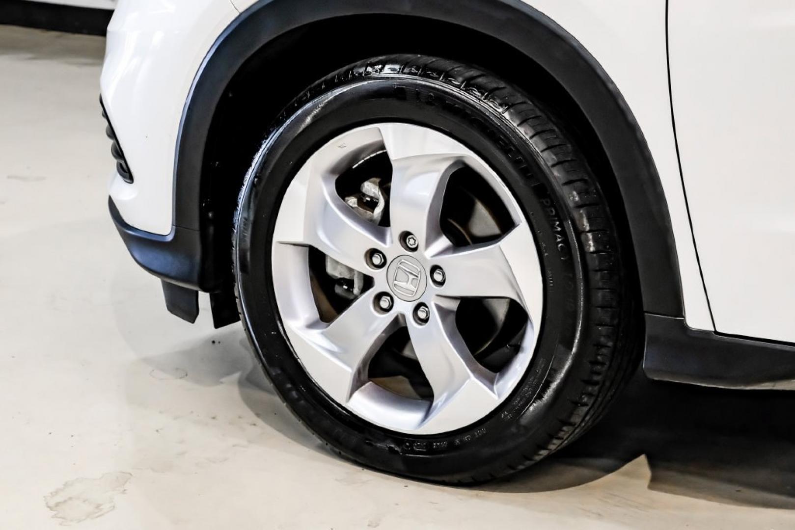 2020 Platinum White Pearl /Gray Honda HR-V LX (3CZRU6H30LM) with an 1.8L I4 SOHC 16V i-VTEC engine, CVT transmission, located at 15300 Midway Rd., Addison, TX, 75001, (972) 702-0011, 32.958321, -96.838074- Photo#53
