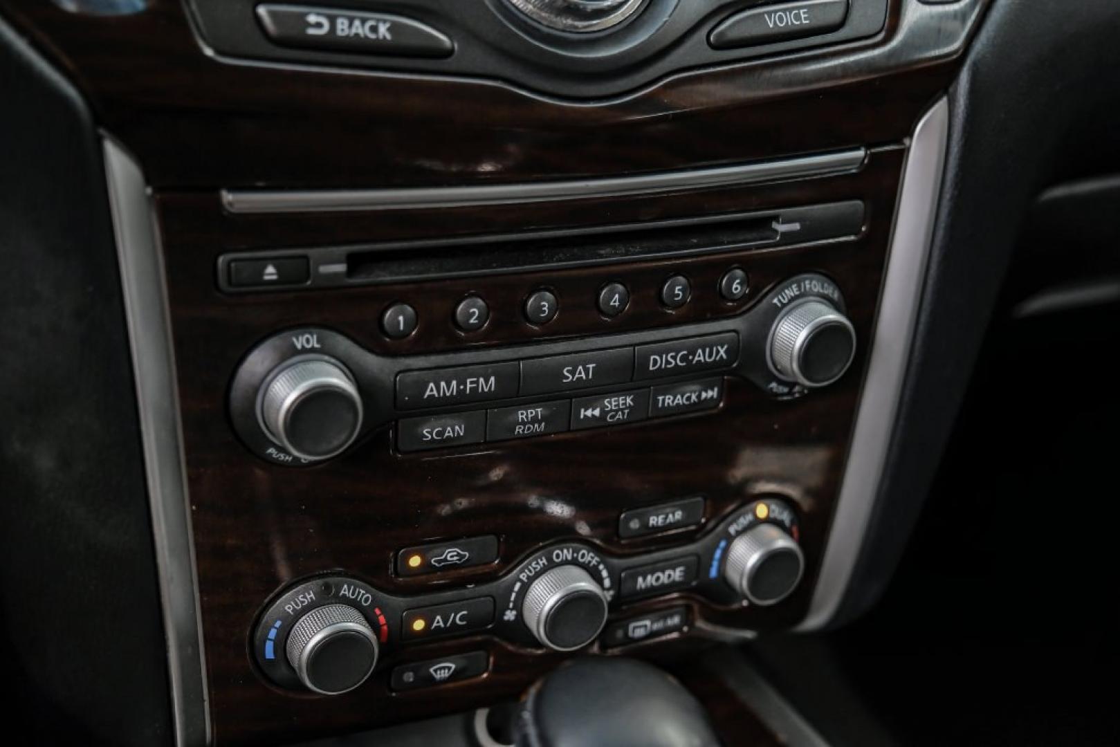 2014 Super Black /Charcoal Nissan Pathfinder Platinum (5N1AR2MN7EC) with an 3.5L V6 engine, CVT transmission, located at 15300 Midway Rd., Addison, TX, 75001, (972) 702-0011, 32.958321, -96.838074- Photo#29