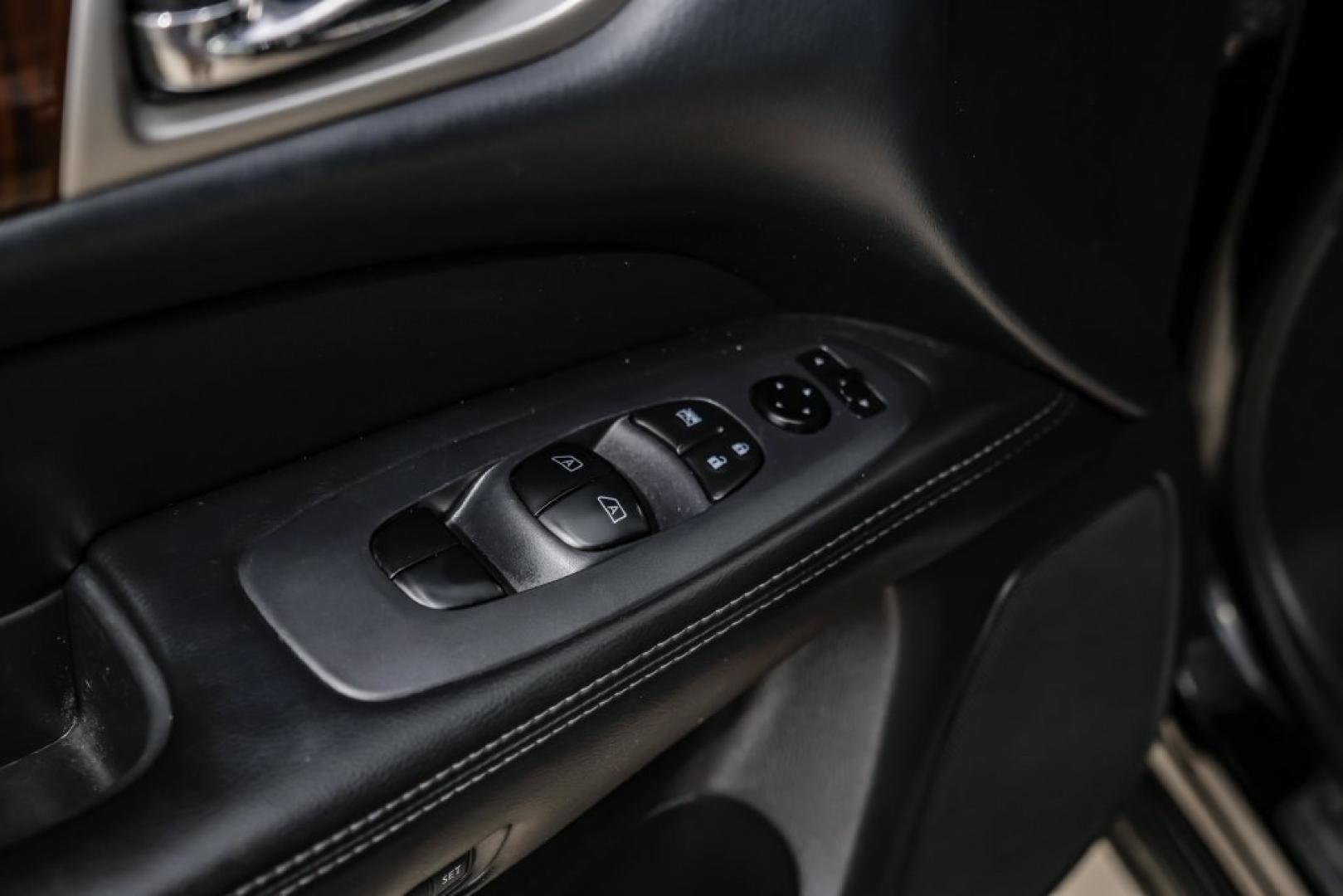 2014 Super Black /Charcoal Nissan Pathfinder Platinum (5N1AR2MN7EC) with an 3.5L V6 engine, CVT transmission, located at 15300 Midway Rd., Addison, TX, 75001, (972) 702-0011, 32.958321, -96.838074- Photo#51
