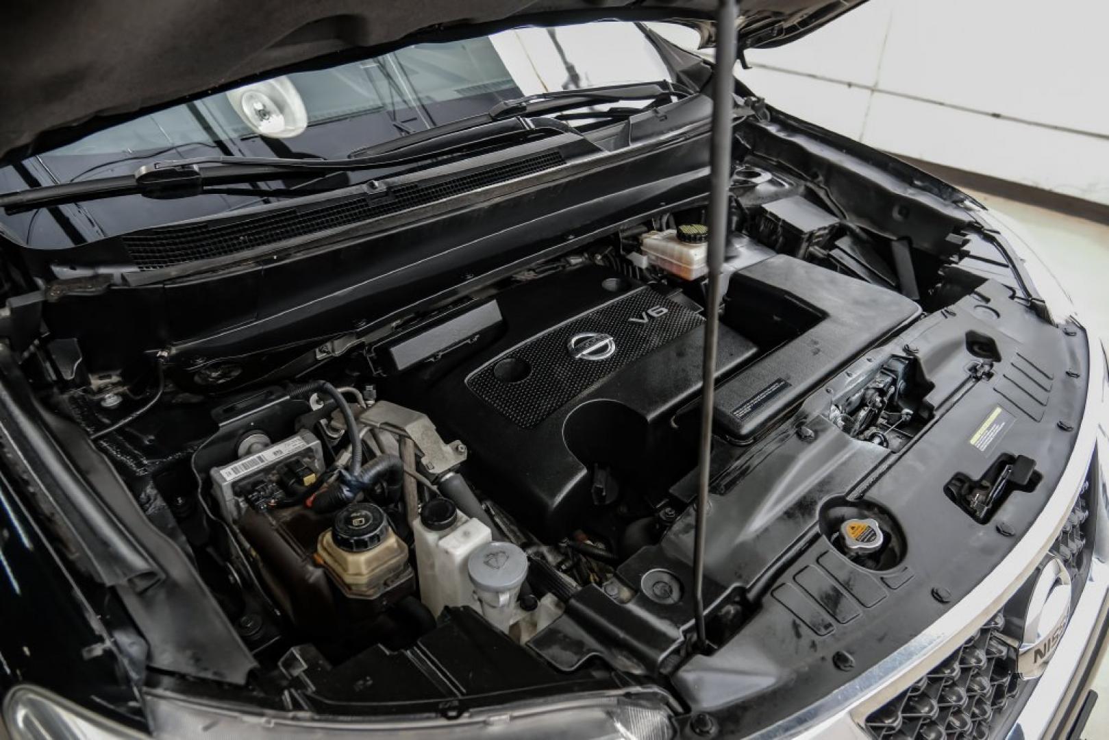 2014 Super Black /Charcoal Nissan Pathfinder Platinum (5N1AR2MN7EC) with an 3.5L V6 engine, CVT transmission, located at 15300 Midway Rd., Addison, TX, 75001, (972) 702-0011, 32.958321, -96.838074- Photo#60
