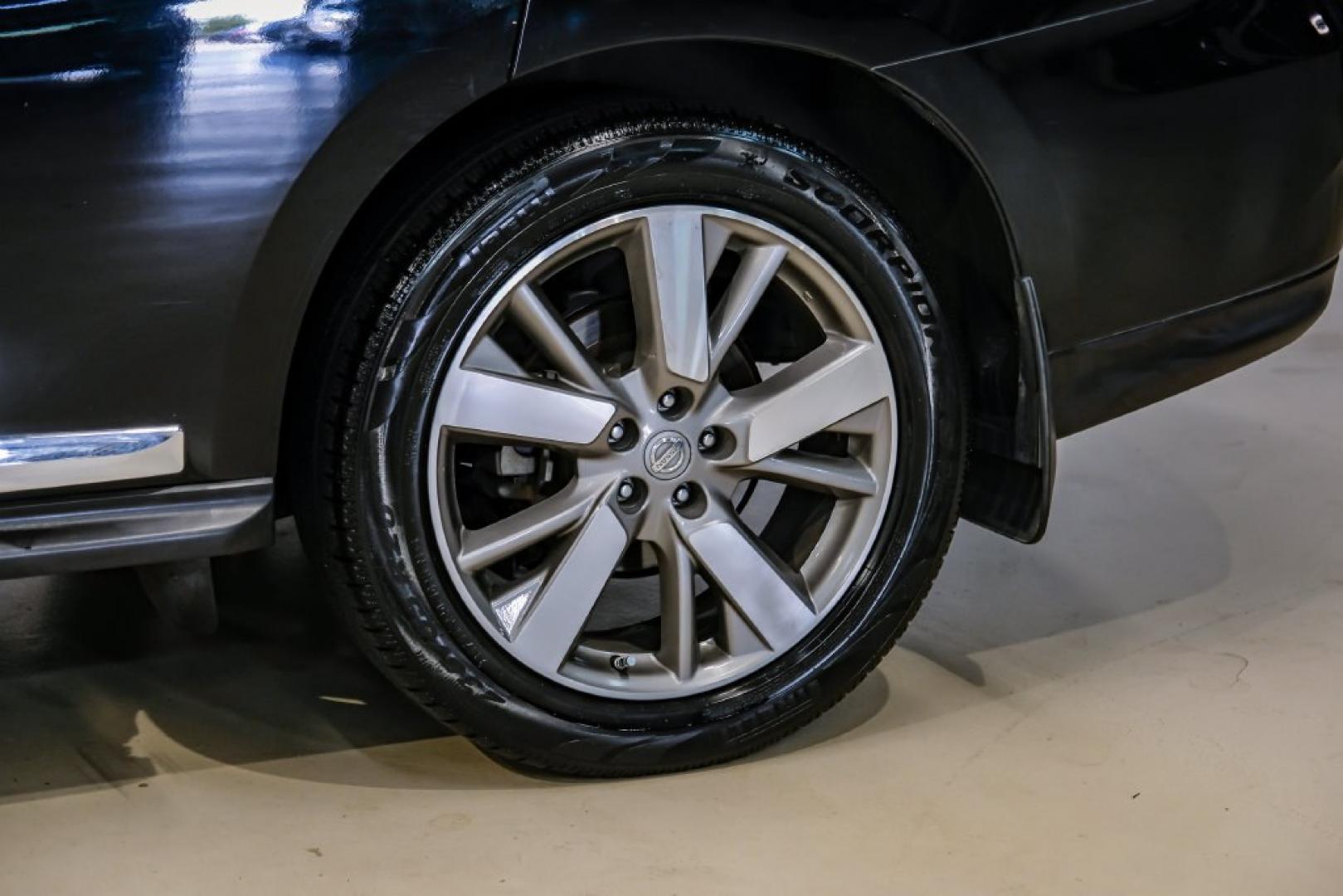 2014 Super Black /Charcoal Nissan Pathfinder Platinum (5N1AR2MN7EC) with an 3.5L V6 engine, CVT transmission, located at 15300 Midway Rd., Addison, TX, 75001, (972) 702-0011, 32.958321, -96.838074- Photo#68
