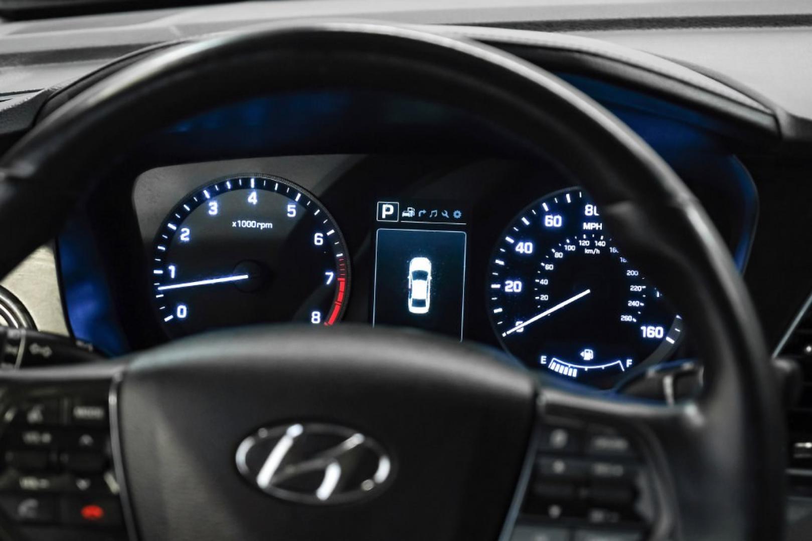2015 Phantom Black /Gray Hyundai Sonata Limited (5NPE34AF4FH) with an 2.4L I4 DGI DOHC 16V ULEV II 185hp engine, Automatic transmission, located at 15300 Midway Rd., Addison, TX, 75001, (972) 702-0011, 32.958321, -96.838074- Photo#18
