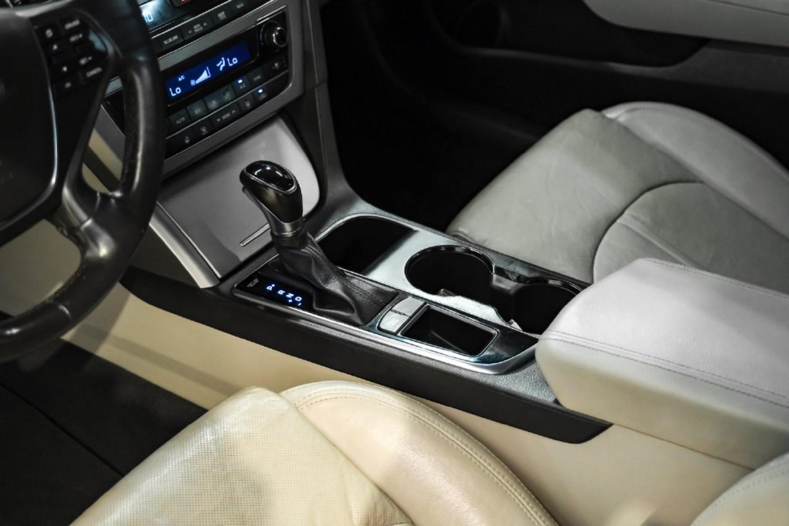 2015 Phantom Black /Gray Hyundai Sonata Limited (5NPE34AF4FH) with an 2.4L I4 DGI DOHC 16V ULEV II 185hp engine, Automatic transmission, located at 15300 Midway Rd., Addison, TX, 75001, (972) 702-0011, 32.958321, -96.838074- Photo#24