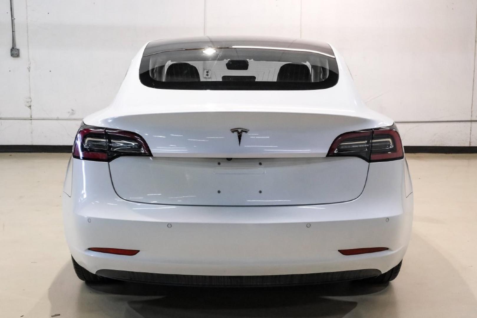 2018 Pearl White Multi-Coat /Black Tesla Model 3 Long Range (5YJ3E1EAXJF) with an Electric Motor engine, Automatic transmission, located at 15300 Midway Rd., Addison, TX, 75001, (972) 702-0011, 32.958321, -96.838074- Photo#8