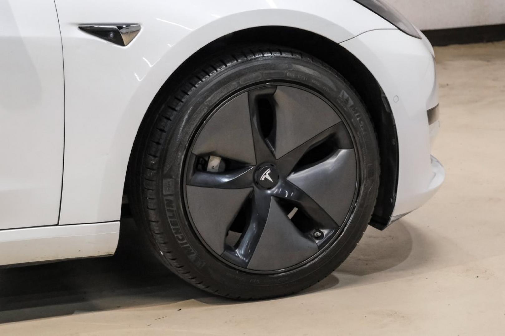 2018 Pearl White Multi-Coat /Black Tesla Model 3 Long Range (5YJ3E1EAXJF) with an Electric Motor engine, Automatic transmission, located at 15300 Midway Rd., Addison, TX, 75001, (972) 702-0011, 32.958321, -96.838074- Photo#44