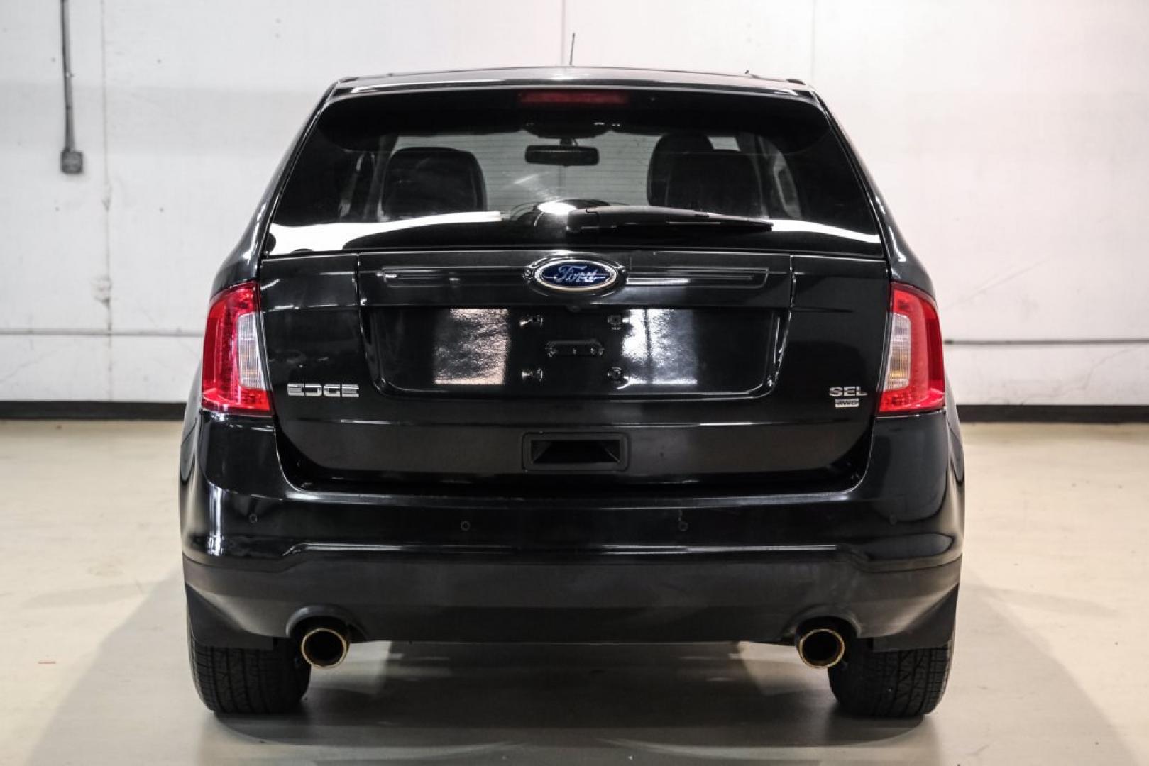 2013 Tuxedo Black Metallic /Black Ford Edge SEL (2FMDK4JC7DB) with an 3.5L V6 Ti-VCT engine, Automatic transmission, located at 15300 Midway Rd., Addison, TX, 75001, (972) 702-0011, 32.958321, -96.838074- Photo#9