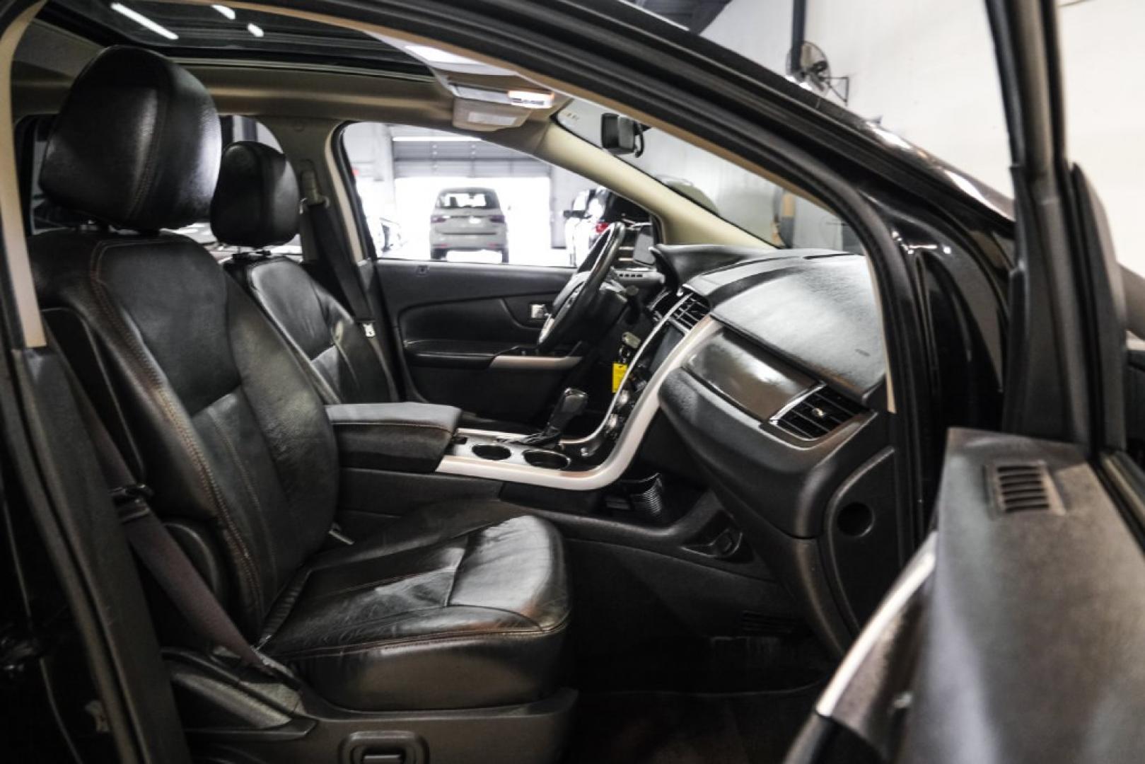 2013 Tuxedo Black Metallic /Black Ford Edge SEL (2FMDK4JC7DB) with an 3.5L V6 Ti-VCT engine, Automatic transmission, located at 15300 Midway Rd., Addison, TX, 75001, (972) 702-0011, 32.958321, -96.838074- Photo#33
