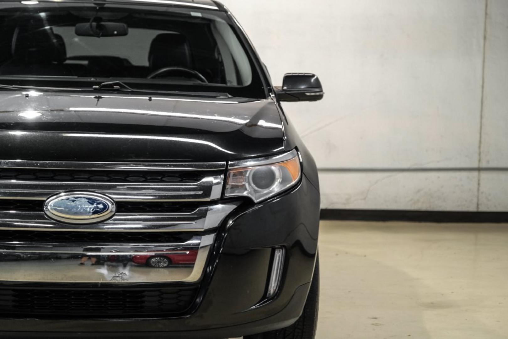 2013 Tuxedo Black Metallic /Black Ford Edge SEL (2FMDK4JC7DB) with an 3.5L V6 Ti-VCT engine, Automatic transmission, located at 15300 Midway Rd., Addison, TX, 75001, (972) 702-0011, 32.958321, -96.838074- Photo#45