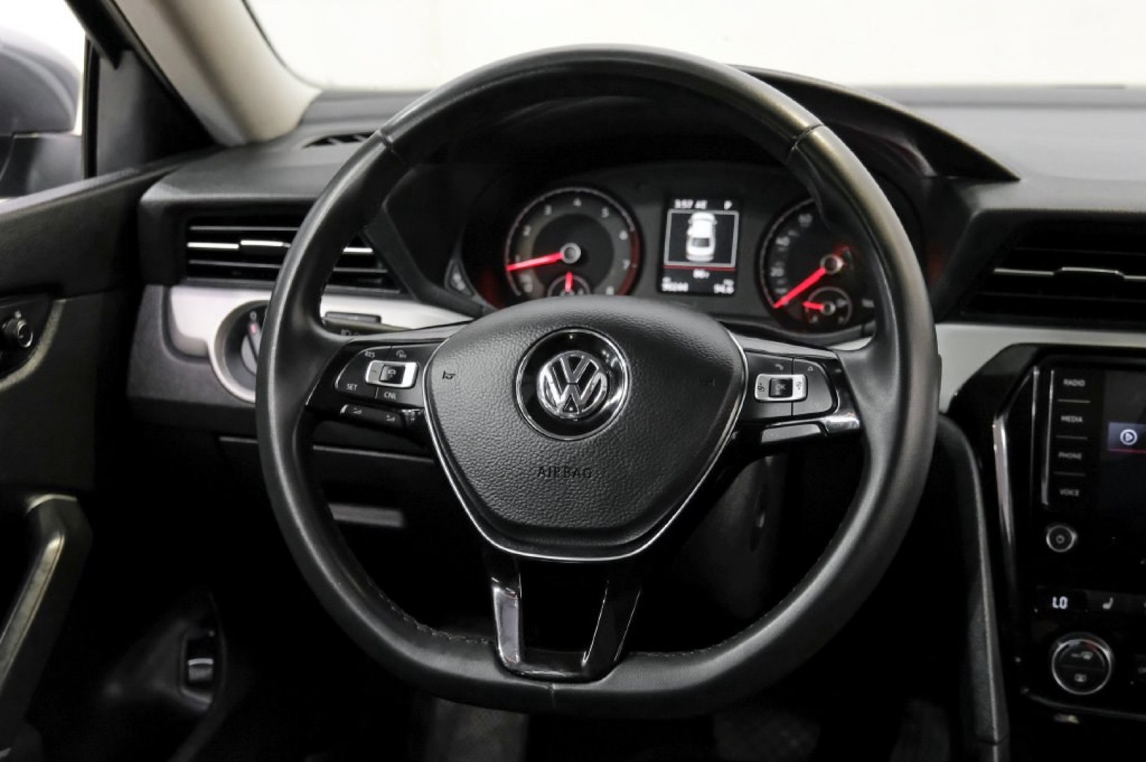 2022 Platinum Gray Metallic /Titan Black Volkswagen Passat 2.0T SE (1VWSA7A30NC) with an 2.0L I4 TSI Turbocharged engine, Automatic transmission, located at 15300 Midway Rd., Addison, TX, 75001, (972) 702-0011, 32.958321, -96.838074- Photo#20