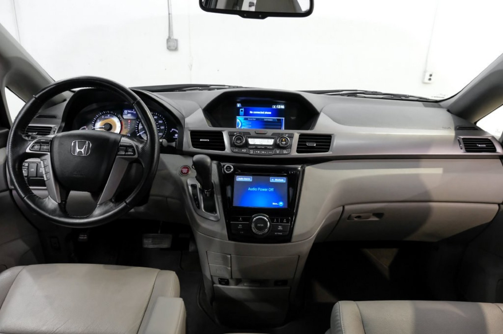 2016 Obsidian Blue Pearl /Gray Honda Odyssey EX-L (5FNRL5H60GB) with an 3.5L V6 SOHC i-VTEC 24V engine, Automatic transmission, located at 15300 Midway Rd., Addison, TX, 75001, (972) 702-0011, 32.958321, -96.838074- Photo#19