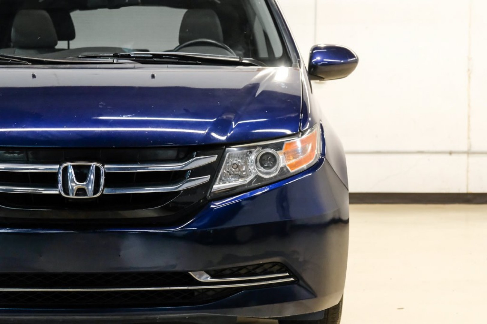 2016 Obsidian Blue Pearl /Gray Honda Odyssey EX-L (5FNRL5H60GB) with an 3.5L V6 SOHC i-VTEC 24V engine, Automatic transmission, located at 15300 Midway Rd., Addison, TX, 75001, (972) 702-0011, 32.958321, -96.838074- Photo#50