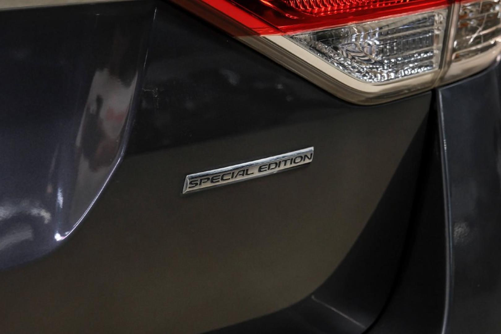 2016 Modern Steel Metallic /Beige Honda Odyssey SE (5FNRL5H35GB) with an 3.5L V6 SOHC i-VTEC 24V engine, Automatic transmission, located at 15300 Midway Rd., Addison, TX, 75001, (972) 702-0011, 32.958321, -96.838074- Photo#54