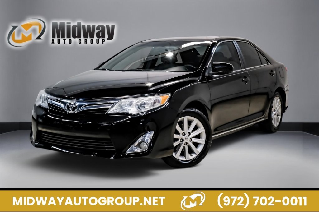 photo of 2014 Toyota Camry XLE