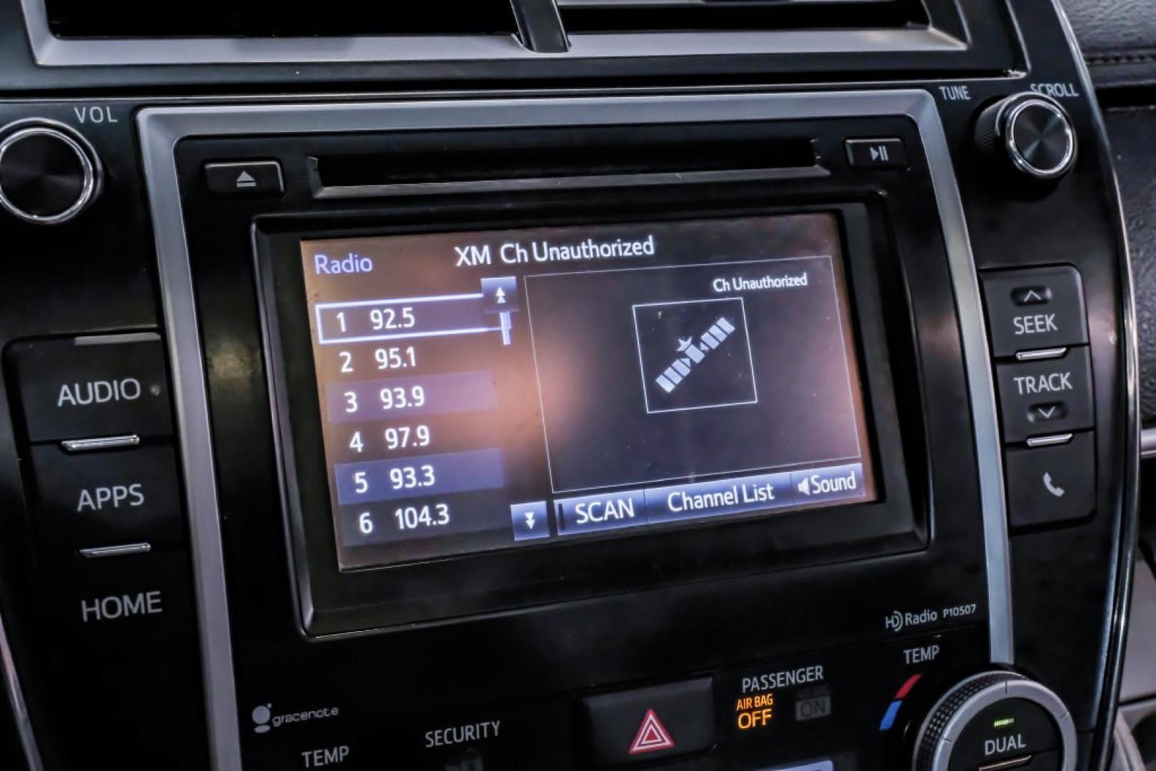 2014 Attitude Black Metallic /Ash Toyota Camry XLE (4T4BF1FK1ER) with an 2.5L I4 SMPI DOHC engine, Automatic transmission, located at 15300 Midway Rd., Addison, TX, 75001, (972) 702-0011, 32.958321, -96.838074- Photo#34