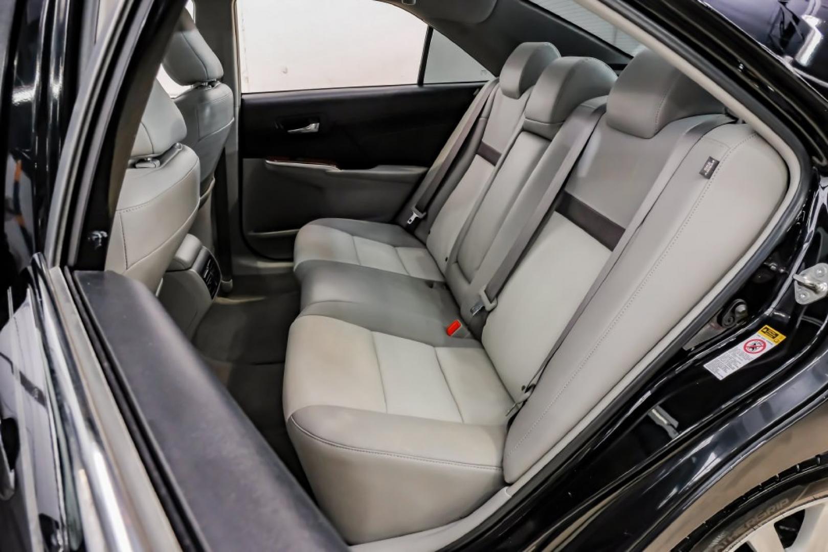 2014 Attitude Black Metallic /Ash Toyota Camry XLE (4T4BF1FK1ER) with an 2.5L I4 SMPI DOHC engine, Automatic transmission, located at 15300 Midway Rd., Addison, TX, 75001, (972) 702-0011, 32.958321, -96.838074- Photo#47