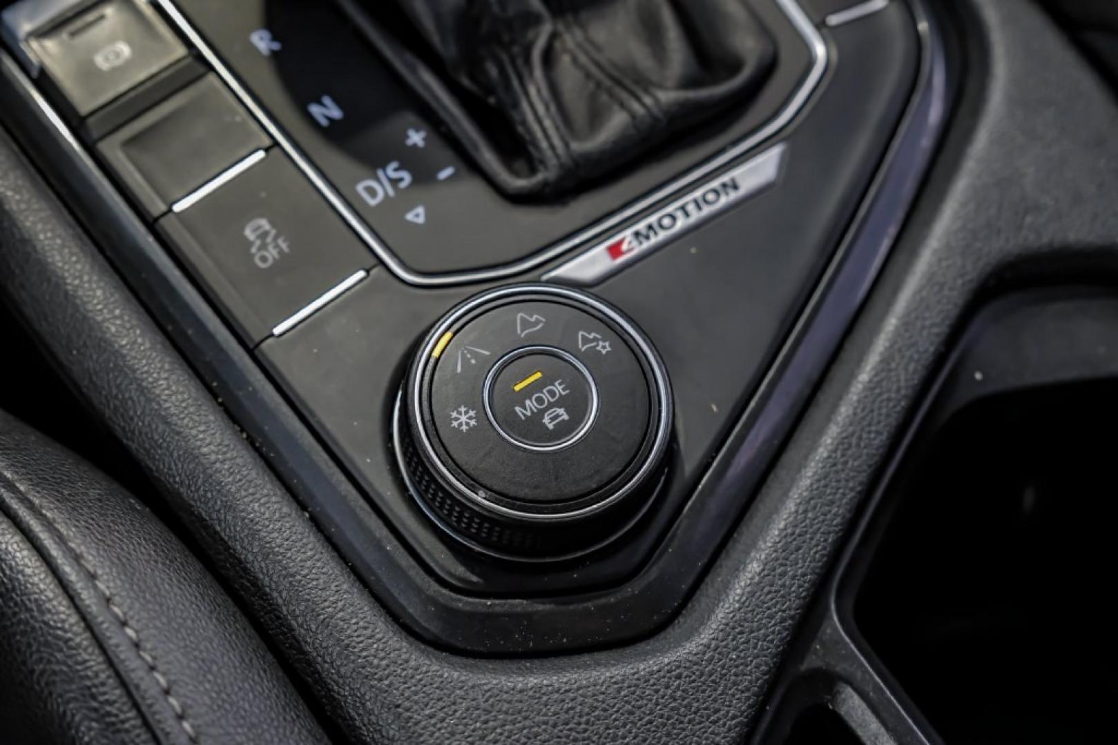 2018 Pearl Metallic /Titan Black Volkswagen Tiguan 2.0T SEL (3VV2B7AX1JM) with an 2.0L TSI DOHC engine, Automatic transmission, located at 15300 Midway Rd., Addison, TX, 75001, (972) 702-0011, 32.958321, -96.838074- Photo#31